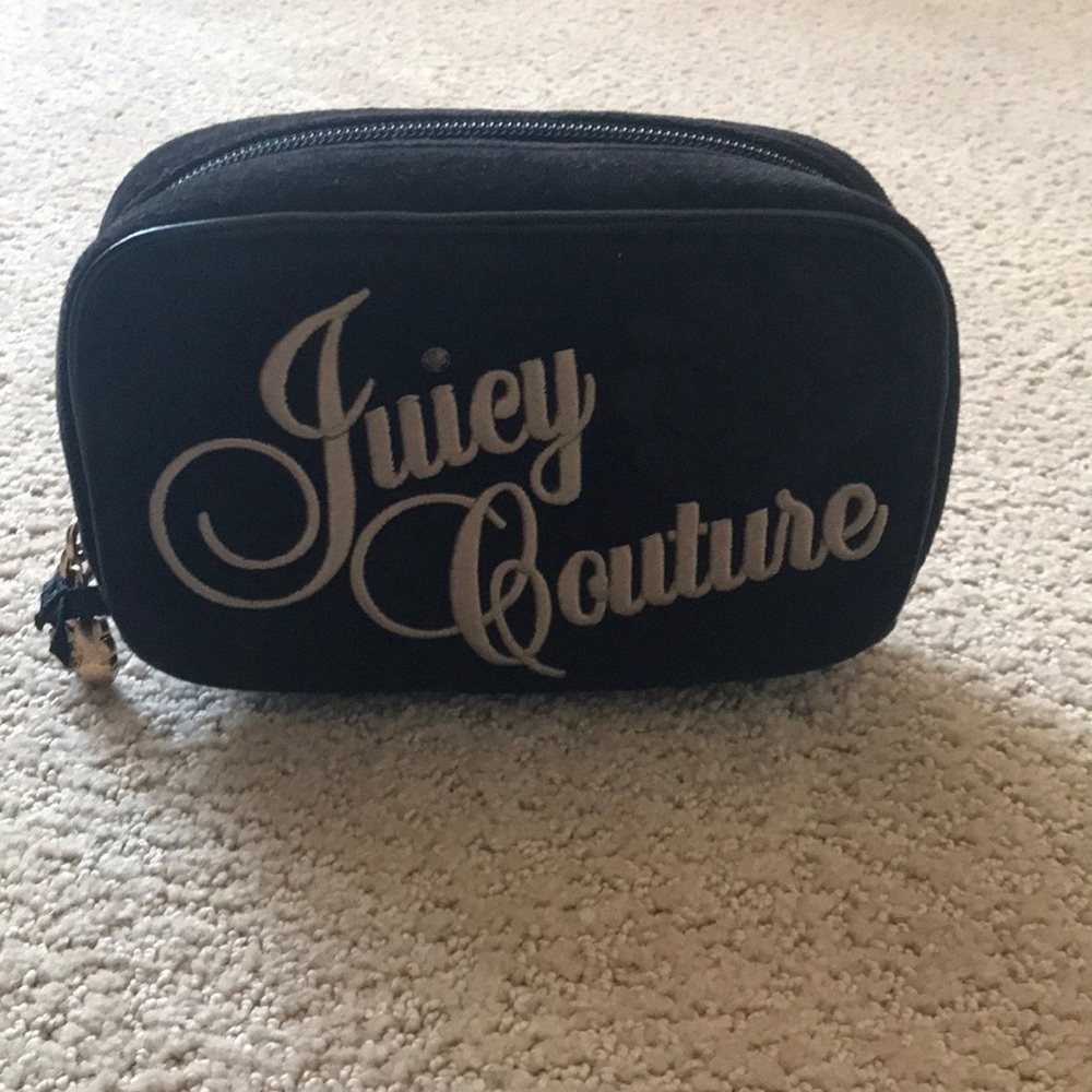 Juicy Couture Makeup/Toiletries Bag